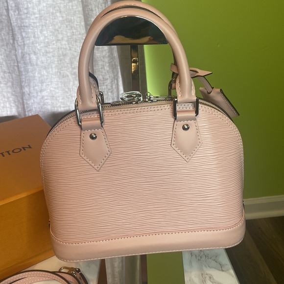 🇫🇷🌸LOUIS VUITTON✨Alma bb in Rose Ballerine Epi✨🌸 - Picture 3 of 11